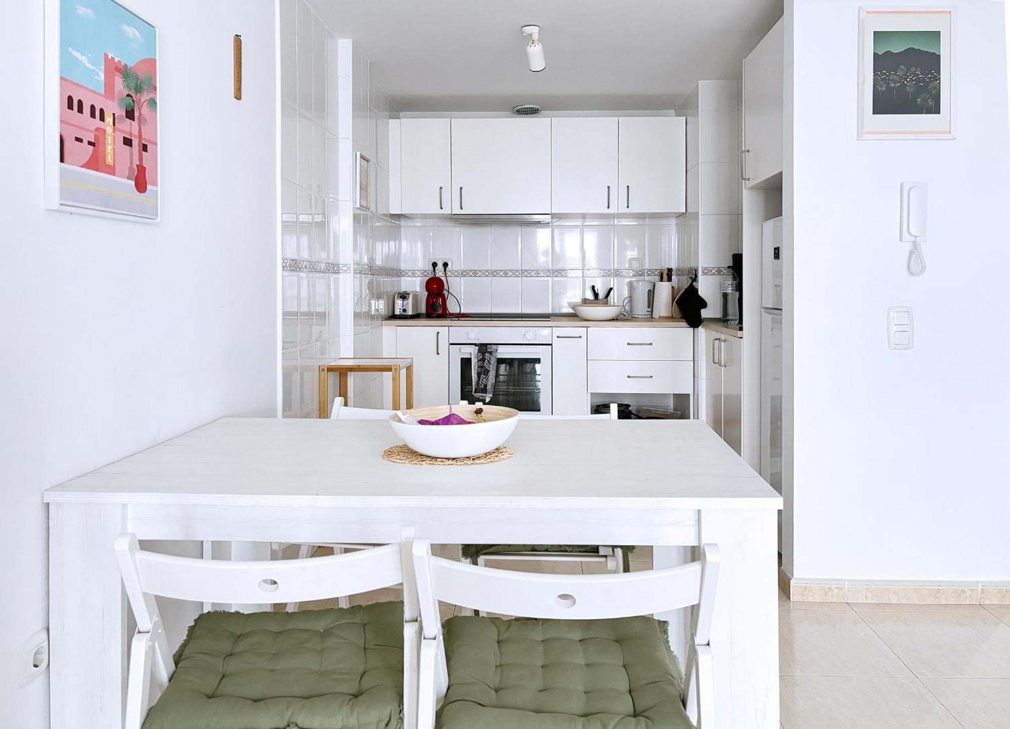 Luna De Lobos: Bright&cozy In Bristol